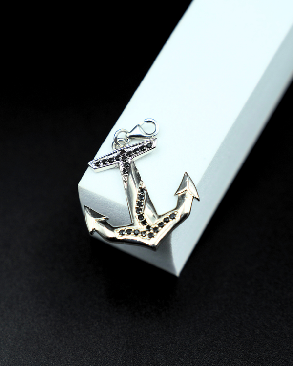Meridian Anchor Pendant Necklace (Black Stone)